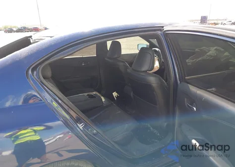 2017 Honda Accord Sport z USA, uszkodzony, nr VIN 1HGCR2F55HA288512